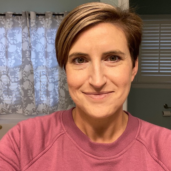 Meet your Posher, Jackie - Picture 1 of 1